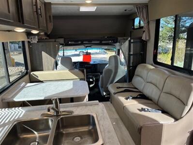2023 Coachmen Leprechaun 271QB   - Photo 17 - Santa Fe Springs, CA 90670