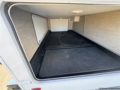 2024 Thor Four Winds 28A   - Photo 7 - Santa Fe Springs, CA 90670