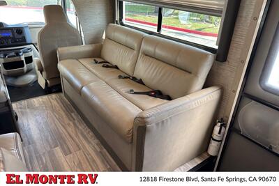 2024 Thor Four Winds 28A   - Photo 38 - Santa Fe Springs, CA 90670