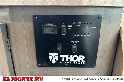 2024 Thor Four Winds 28A   - Photo 39 - Santa Fe Springs, CA 90670