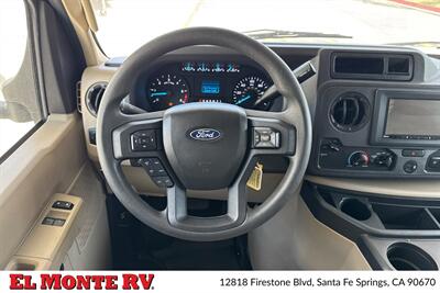 2024 Thor Four Winds 28A   - Photo 41 - Santa Fe Springs, CA 90670