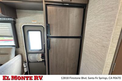 2024 Thor Four Winds 28A   - Photo 25 - Santa Fe Springs, CA 90670