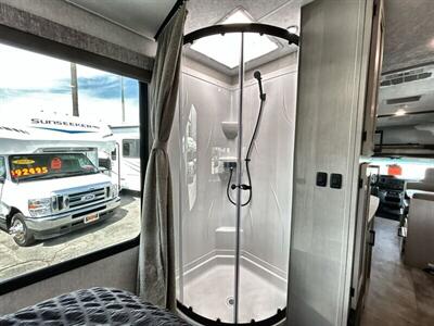2025 Coachmen Leprechaun 260QB   - Photo 19 - Santa Fe Springs, CA 90670