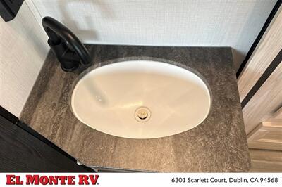2024 Forest River Sunseeker 2150SLE   - Photo 33 - Dublin, CA 94568