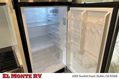2024 Forest River Sunseeker 2150SLE   - Photo 11 - Dublin, CA 94568