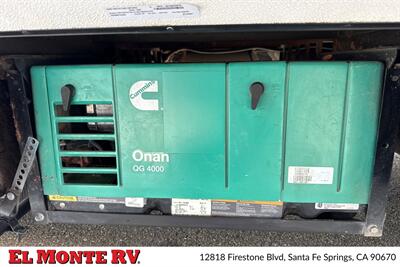 2024 Forest River Sunseeker 2950LE   - Photo 10 - Santa Fe Springs, CA 90670