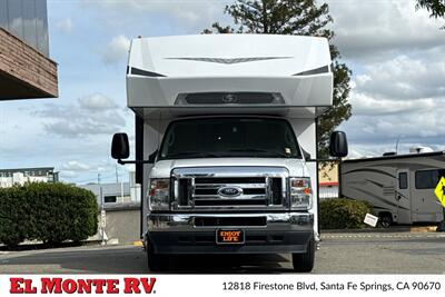 2024 Forest River Sunseeker 2950LE   - Photo 9 - Santa Fe Springs, CA 90670