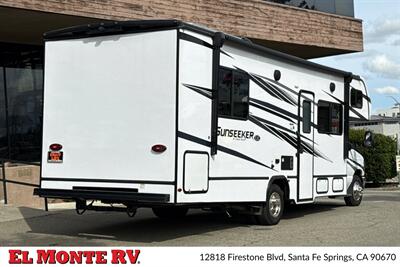 2024 Forest River Sunseeker 2950LE   - Photo 3 - Santa Fe Springs, CA 90670
