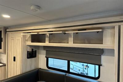 2024 Forest River Sunseeker 2150SLE   - Photo 15 - Santa Fe Springs, CA 90670