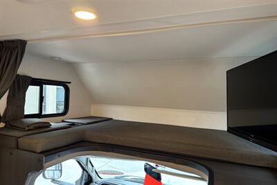 2024 Forest River Sunseeker 2150SLE   - Photo 34 - Santa Fe Springs, CA 90670