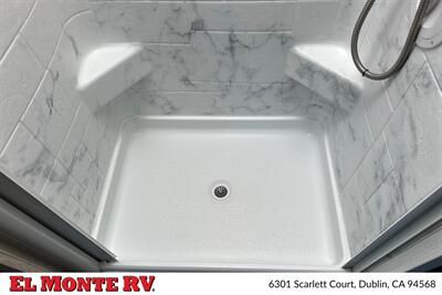 2024 Forest River Sunseeker 2850SLE   - Photo 31 - Santa Fe Springs, CA 90670
