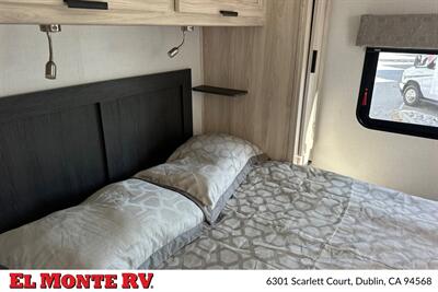 2024 Forest River Sunseeker 2850SLE   - Photo 35 - Santa Fe Springs, CA 90670