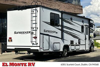 2024 Forest River Sunseeker 2850SLE   - Photo 3 - Santa Fe Springs, CA 90670