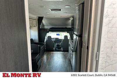 2024 Forest River Sunseeker 2850SLE   - Photo 37 - Santa Fe Springs, CA 90670