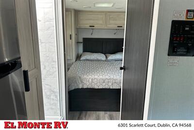 2024 Forest River Sunseeker 2850SLE   - Photo 26 - Santa Fe Springs, CA 90670