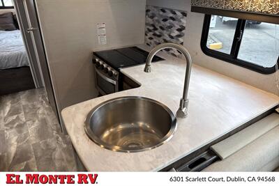 2024 Gulf Stream Conquest 6280   - Photo 17 - Dublin, CA 94568