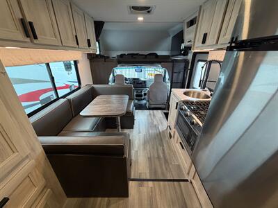 2024 Forest River Sunseeker 2350LE   - Photo 40 - Orlando, FL 32808