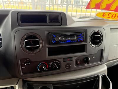 2024 Forest River Sunseeker 2350LE   - Photo 16 - Orlando, FL 32808