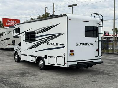 2024 Forest River Sunseeker 2350LE   - Photo 6 - Orlando, FL 32808