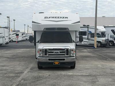 2024 Forest River Sunseeker 2350LE   - Photo 9 - Orlando, FL 32808