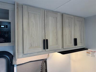 2024 Forest River Sunseeker 2350LE   - Photo 20 - Orlando, FL 32808