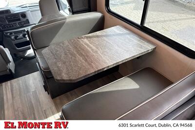 2024 Forest River Sunseeker 2860DS - Photo 14 - Santa Fe Springs, CA 90670