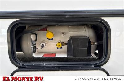 2024 Forest River Sunseeker 2860DS - Photo 59 - Santa Fe Springs, CA 90670