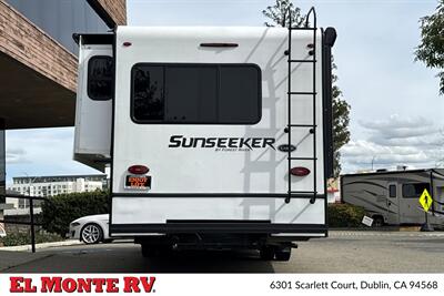 2024 Forest River Sunseeker 2860DS - Photo 4 - Santa Fe Springs, CA 90670