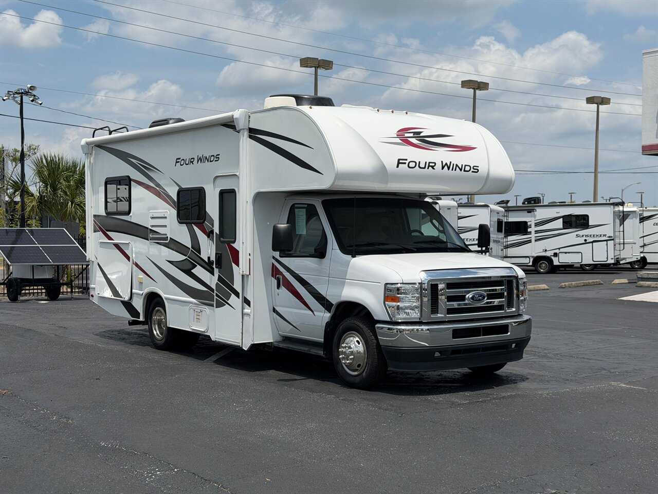 2024 Thor Four Winds 22E   - Photo 1 - Orlando, FL 32808