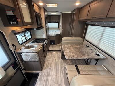 2024 Thor Four Winds 22E   - Photo 20 - Orlando, FL 32808