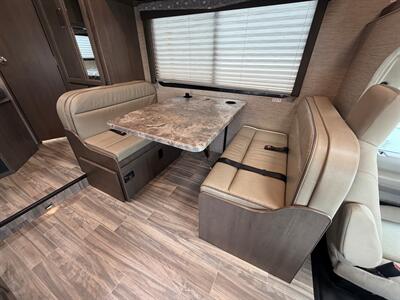 2024 Thor Four Winds 22E   - Photo 21 - Orlando, FL 32808