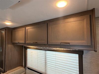 2024 Thor Four Winds 22E   - Photo 33 - Orlando, FL 32808