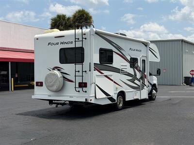 2024 Thor Four Winds 22E   - Photo 3 - Orlando, FL 32808