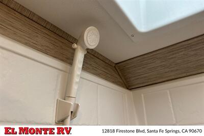 2024 Thor Four Winds 22E   - Photo 33 - Santa Fe Springs, CA 90670