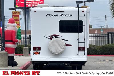 2024 Thor Four Winds 22E   - Photo 4 - Santa Fe Springs, CA 90670