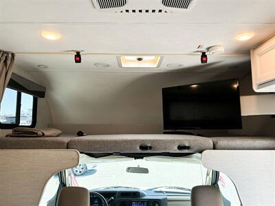 2025 Thor Four Winds 25V   - Photo 23 - Santa Fe Springs, CA 90670