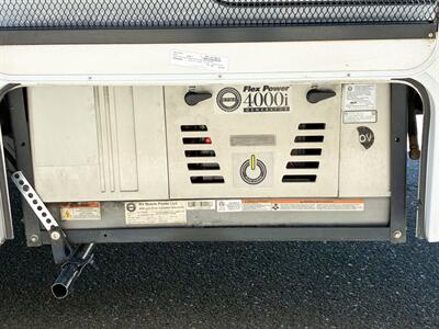 2025 Thor Four Winds 25V   - Photo 6 - Santa Fe Springs, CA 90670