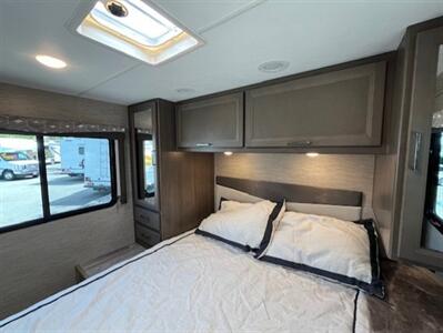 2024 Thor Four Winds 28A   - Photo 25 - Dublin, CA 94568
