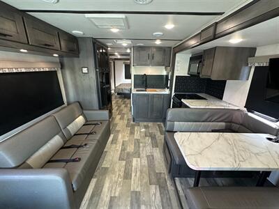 2023 Forest River FR3 32DS   - Photo 17 - Santa Fe Springs, CA 90670