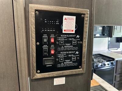 2023 Forest River FR3 32DS   - Photo 42 - Santa Fe Springs, CA 90670