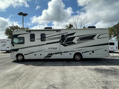 2023 Forest River FR3 32DS   - Photo 6 - Santa Fe Springs, CA 90670