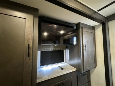 2023 Forest River FR3 32DS   - Photo 20 - Orlando, FL 32808
