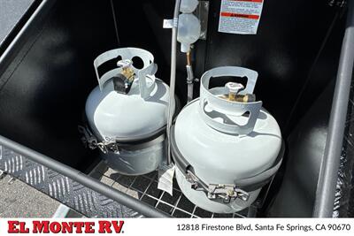2027 MDC XT9HRT OFF-GRID 15FT - Photo 23 - Santa Fe Springs, CA 90670