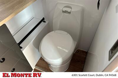 2027 MDC XT16HR ISLAND OGE OGE   - Photo 25 - Dublin, CA 94568