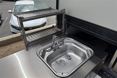 2023 MDC XT13 HYBRID CARAVAN 19FT   - Photo 14 - Santa Fe Springs, CA 90670