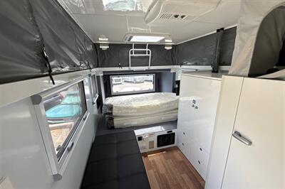 2023 MDC XT13 HYBRID CARAVAN 19FT   - Photo 19 - Santa Fe Springs, CA 90670