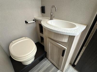 2023 Forest River Forester 2851SLE   - Photo 29 - Orlando, FL 32808