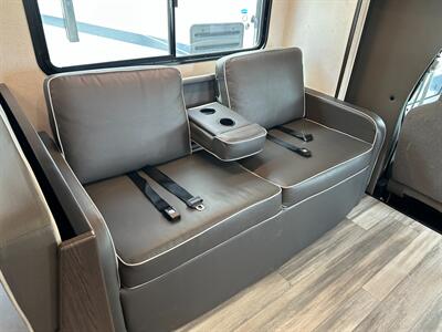 2023 Forest River Forester 2851SLE   - Photo 36 - Orlando, FL 32808