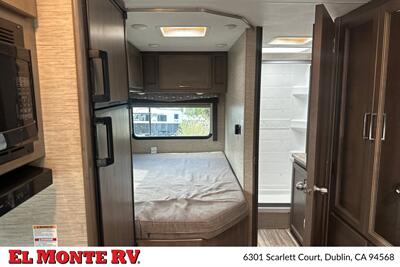 2024 Thor Four Winds 22E   - Photo 27 - Dublin, CA 94568