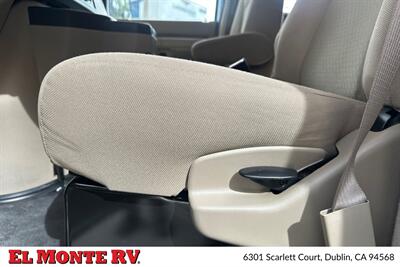 2024 Thor Four Winds 22E   - Photo 12 - Dublin, CA 94568
